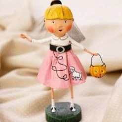 The Holiday Barn Nifty Nelda - Lori Mitchell